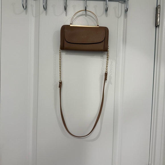 Chic Tan Clutch with Gold Accents - Picture 2 of 8